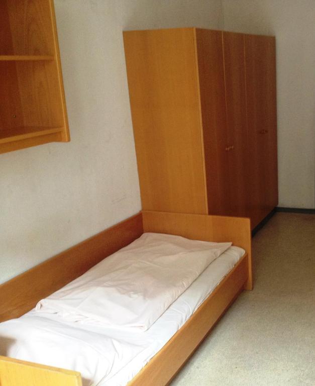 Hostal Porzellaneum *