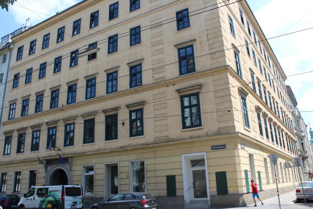 Porzellaneum Hostal